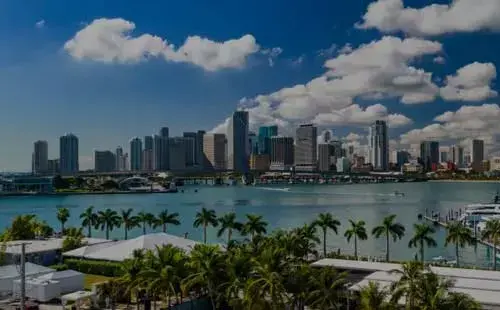 Hibachi at home chef service in Miami – backyard dinners & Airbnb stays